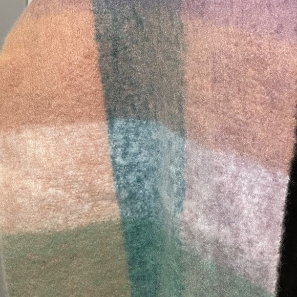 Unbranded Scarf Womens Large Rectangle Green Tan Fringe Plaid Block Check Soft - Picture 8 of 9